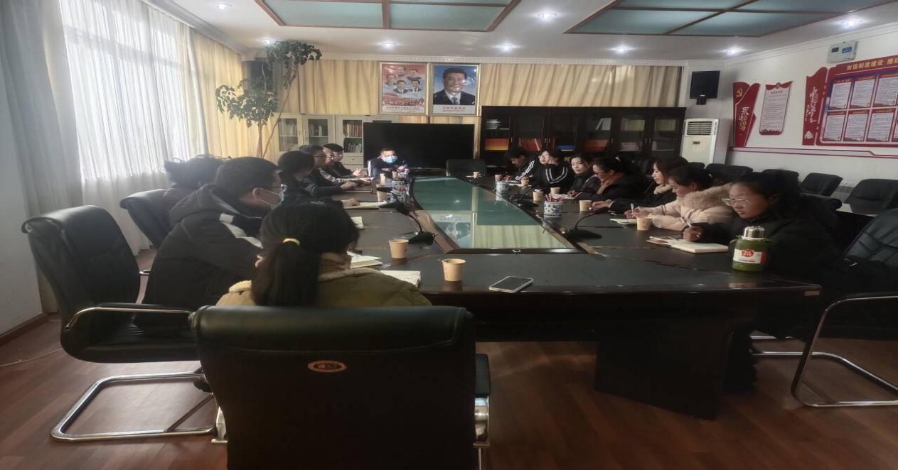 7名即将参加寒假实践活动的大学生拉萨参加动员会